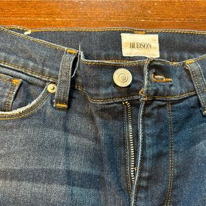 Hudson super skinny jeans dark wash size 30, slight distressing